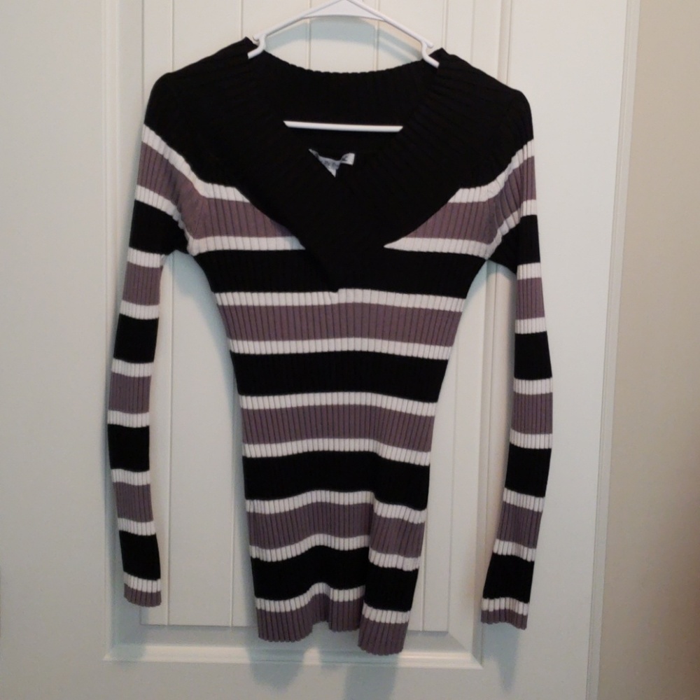 Grey white and black sweater